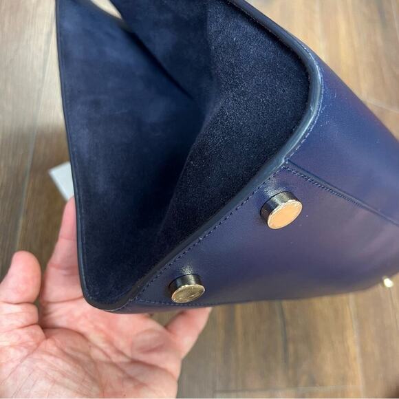 Jimmy choo large Riley crossbody tote bag in navy - Picture 16 of 16